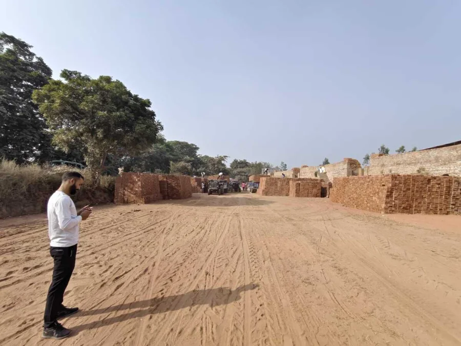 Top Red Brick Manufacturer in Vikas Nagar